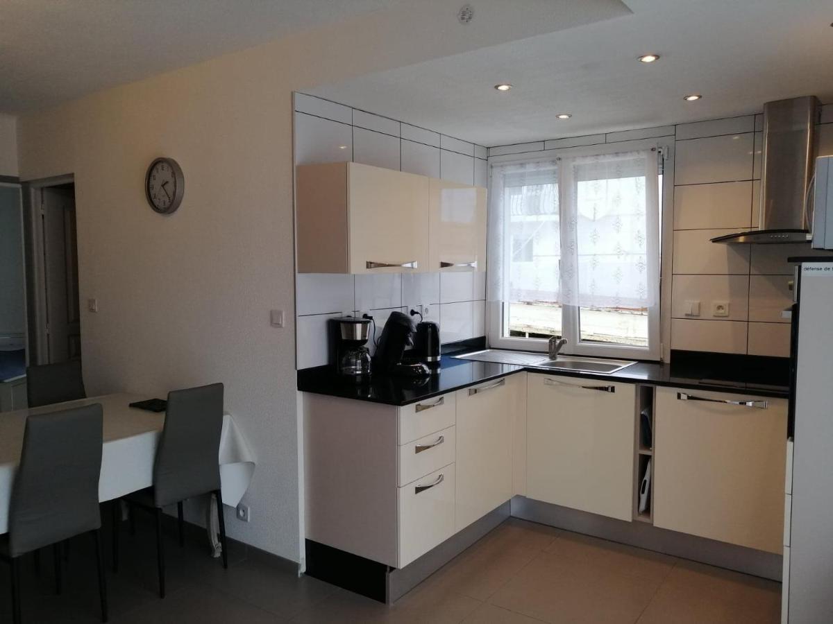 Apartment T3 A Cyprien *
